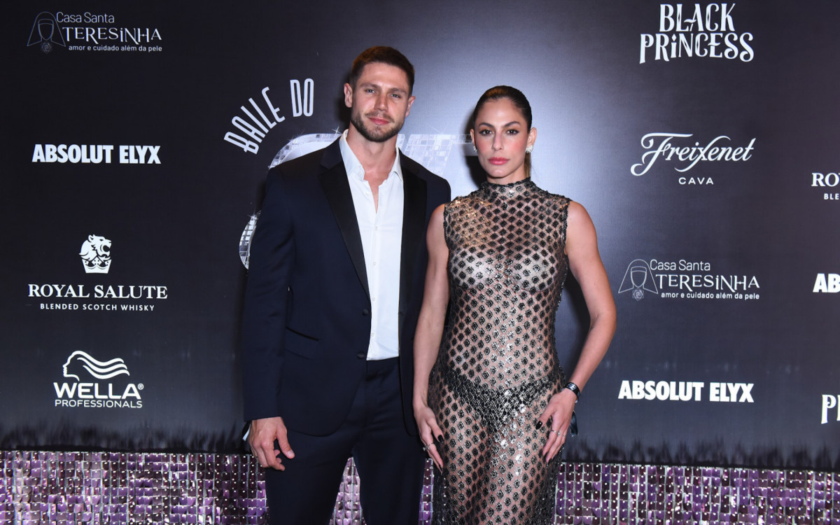 Mari Gonzalez e Jonas Sulzbach - Marcelo Sá Barretto e Leo Franco / Agnews