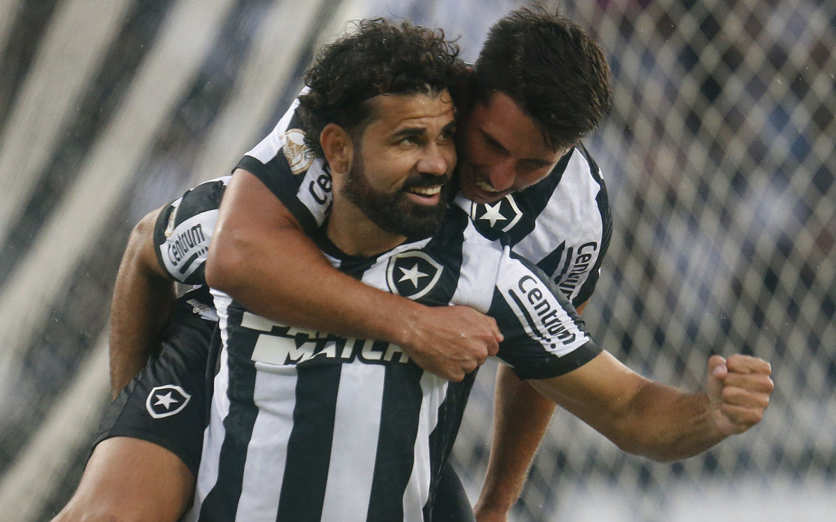 Diego Costa brilhou em vit&oacute;ria do Botafogo sobre o Bahia