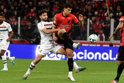 Martinelli lamenta falta de atenção no fim, mas enaltece atuação do Fluminense