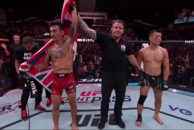  UFC Singapura: Holloway aplica 'nocautaço' na luta principal; brasileira perde