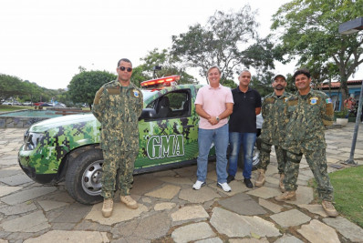 Prefeitura de Búzios entrega nova viatura para Guarda Marítima Ambiental