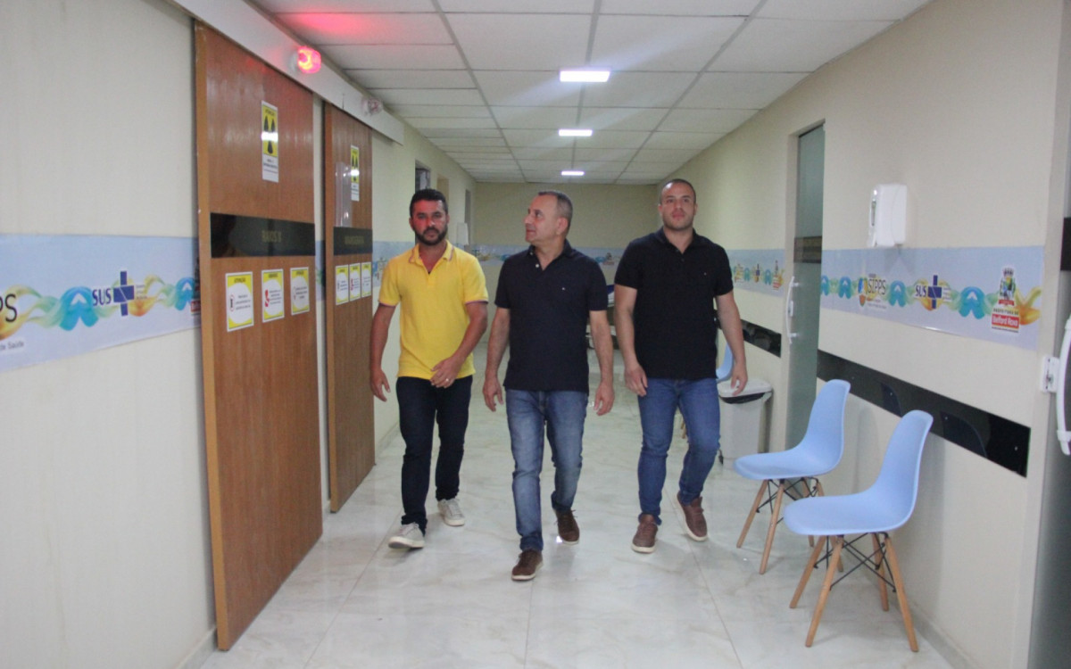 Waguinho visitou o centro de imagem no Complexo Regulador de Nova Aurora