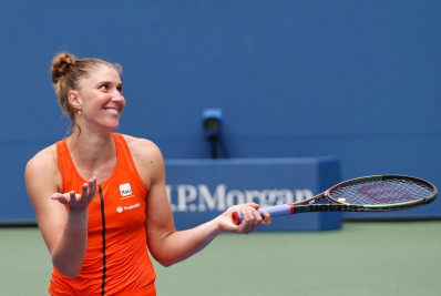 Bia Haddad supera campeã de 2017 e estreia com vitória no US Open