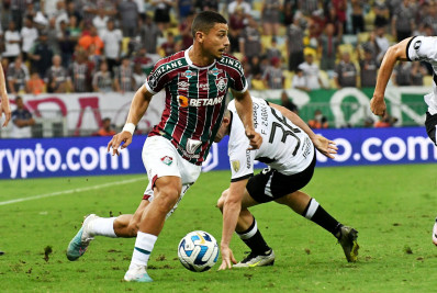 Conmebol denuncia o Fluminense devido ao gramado do Maracanã