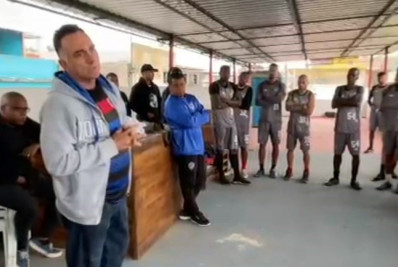 Técnico Carlos Alberto Tozzi é apresentado no Belford Roxo