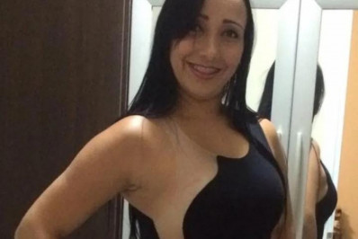 Mulher que foi presa por morte de vereador e seu filho em Maricá, é transferida