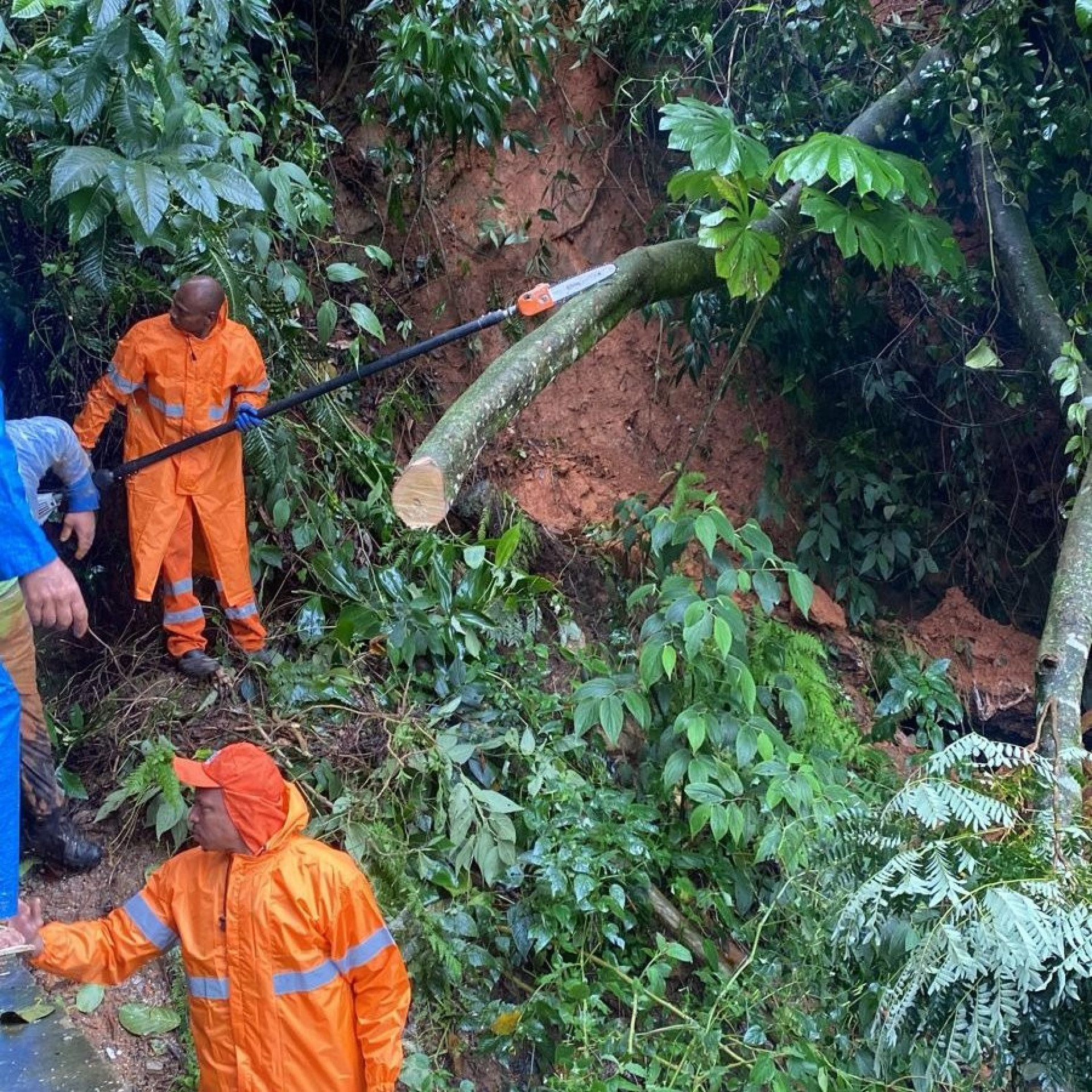 Chuva provoca deslizamentos na Rocinha, Zona Sul do Rio - Divulgação/ Prefeitura Rio