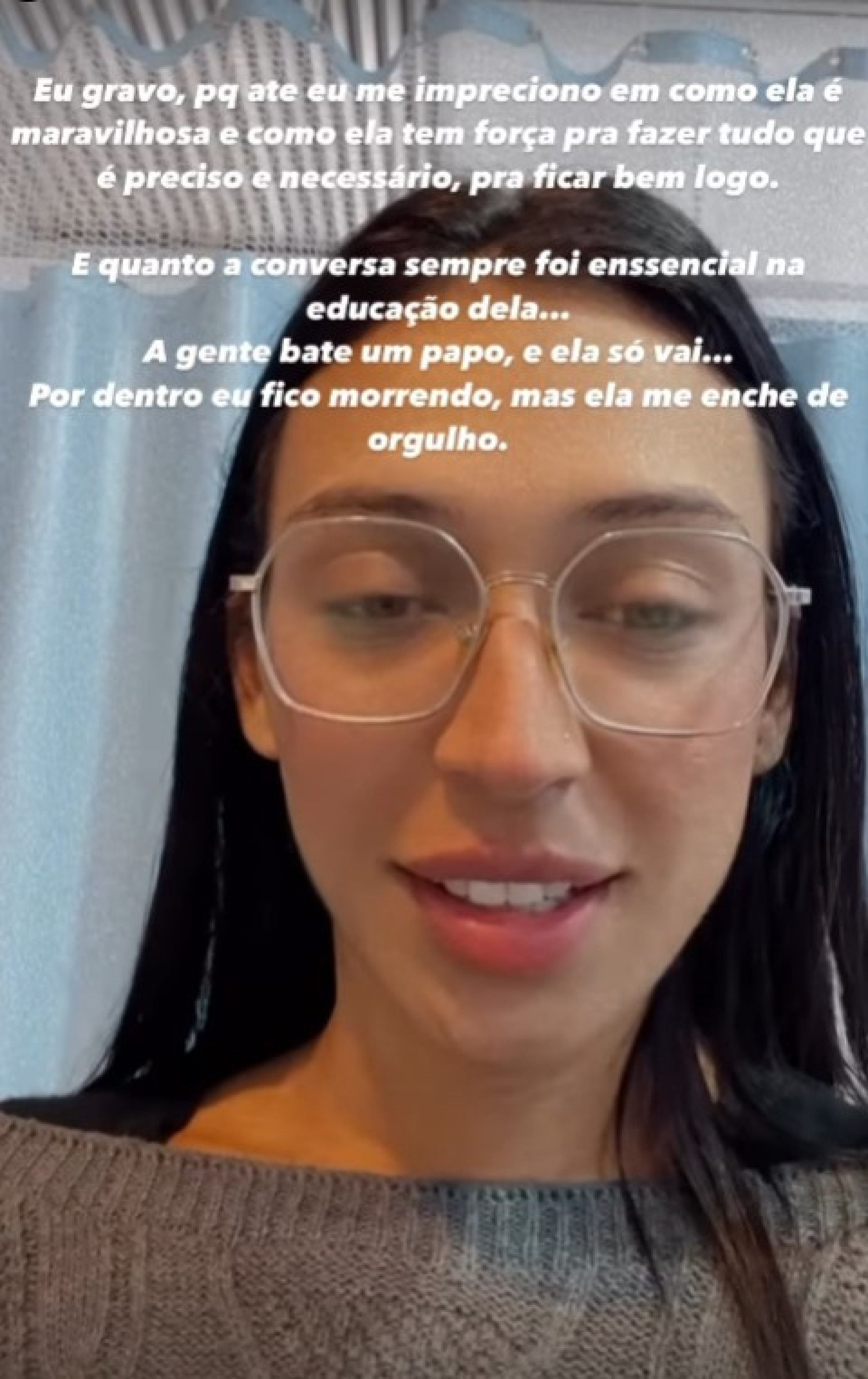 Larissa Viana falou sobre a necessidade de estar sempre animando a filha