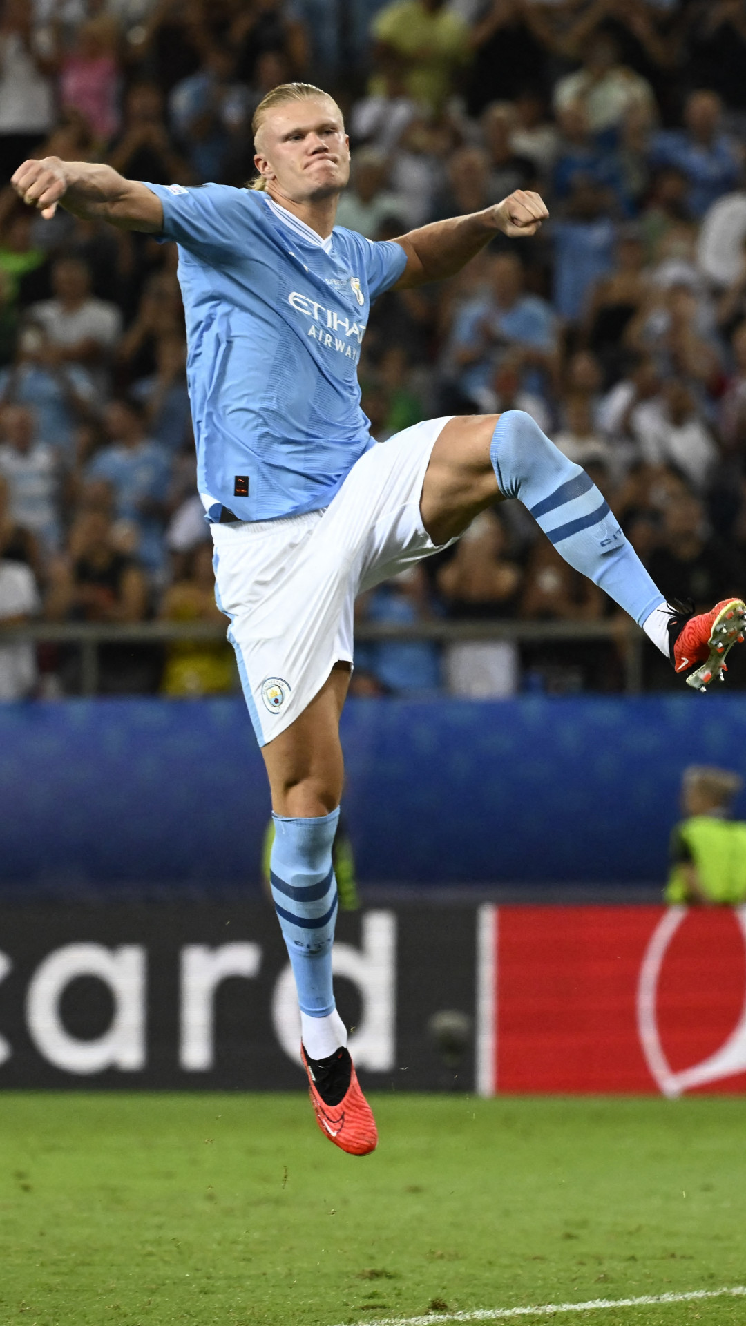 Haaland, do Manchester City, é eleito o melhor jogador do ano na Inglaterra