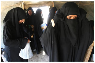 França proíbe uso de manto muçulmano em escolas públicas