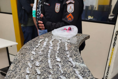 Adolescente é apreendido com drogas em Itatiaia