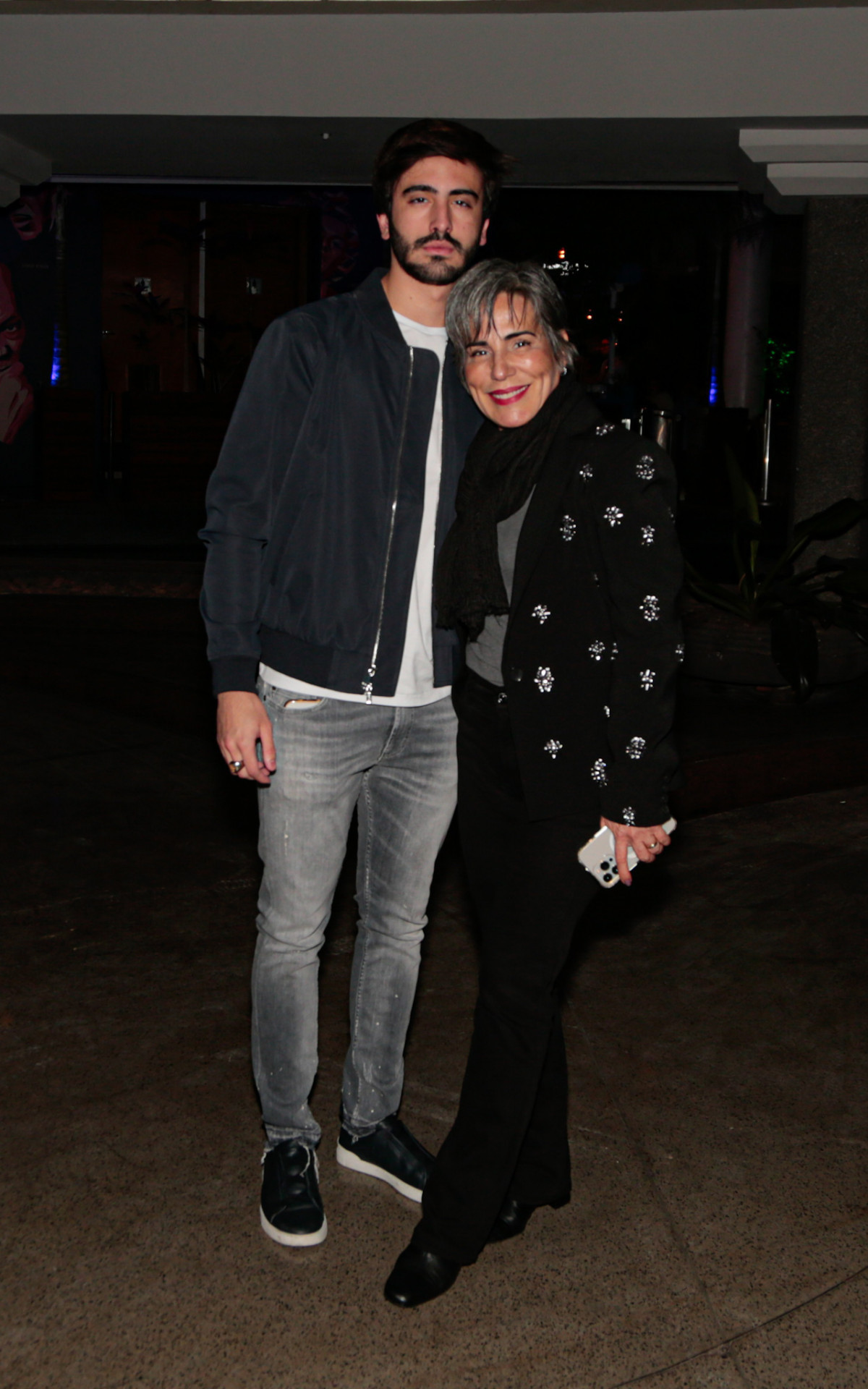 Gloria Pires e o filho caçula, Bento Morais