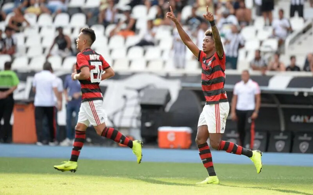 Flamengo venceu os últimos seis clássicos com o Botafogo no Nilton Santos