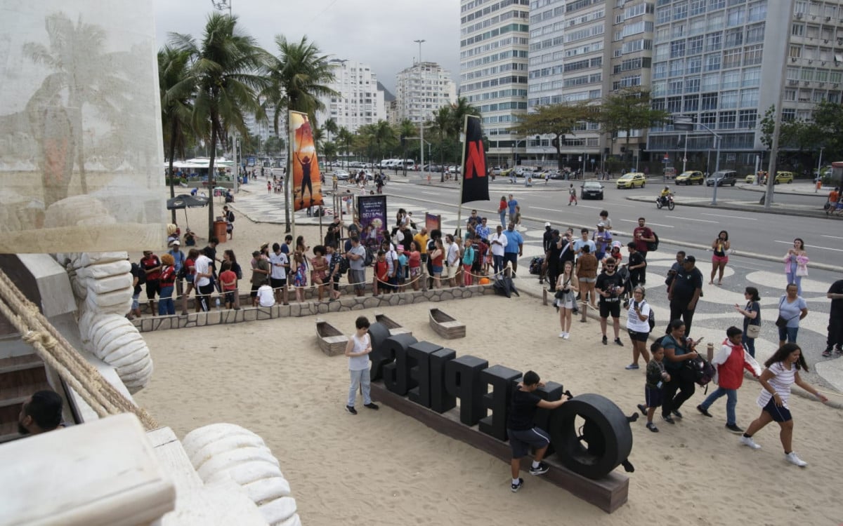 Veja o barco Going Merry de One Piece em Copacabana por dentro - Mix de  Séries