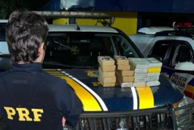 PRF apreende mais de 20 Kg de cocaína em carro de Nilópolis, em Araxá (MG)