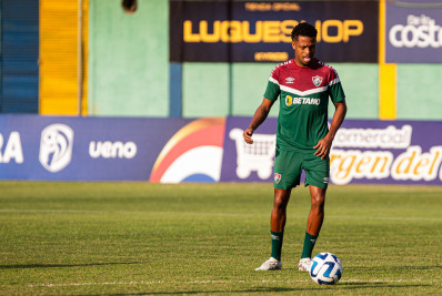 Keno prevê jogo difícil e pede atenção ao Fluminense: 'Não podemos nos acomodar'