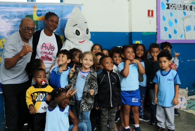 Projeto-piloto de atualização da caderneta atende mais de 100 crianças em Meriti