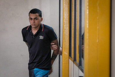 Polícia prende suspeito de roubar vendedores de celulares pela internet