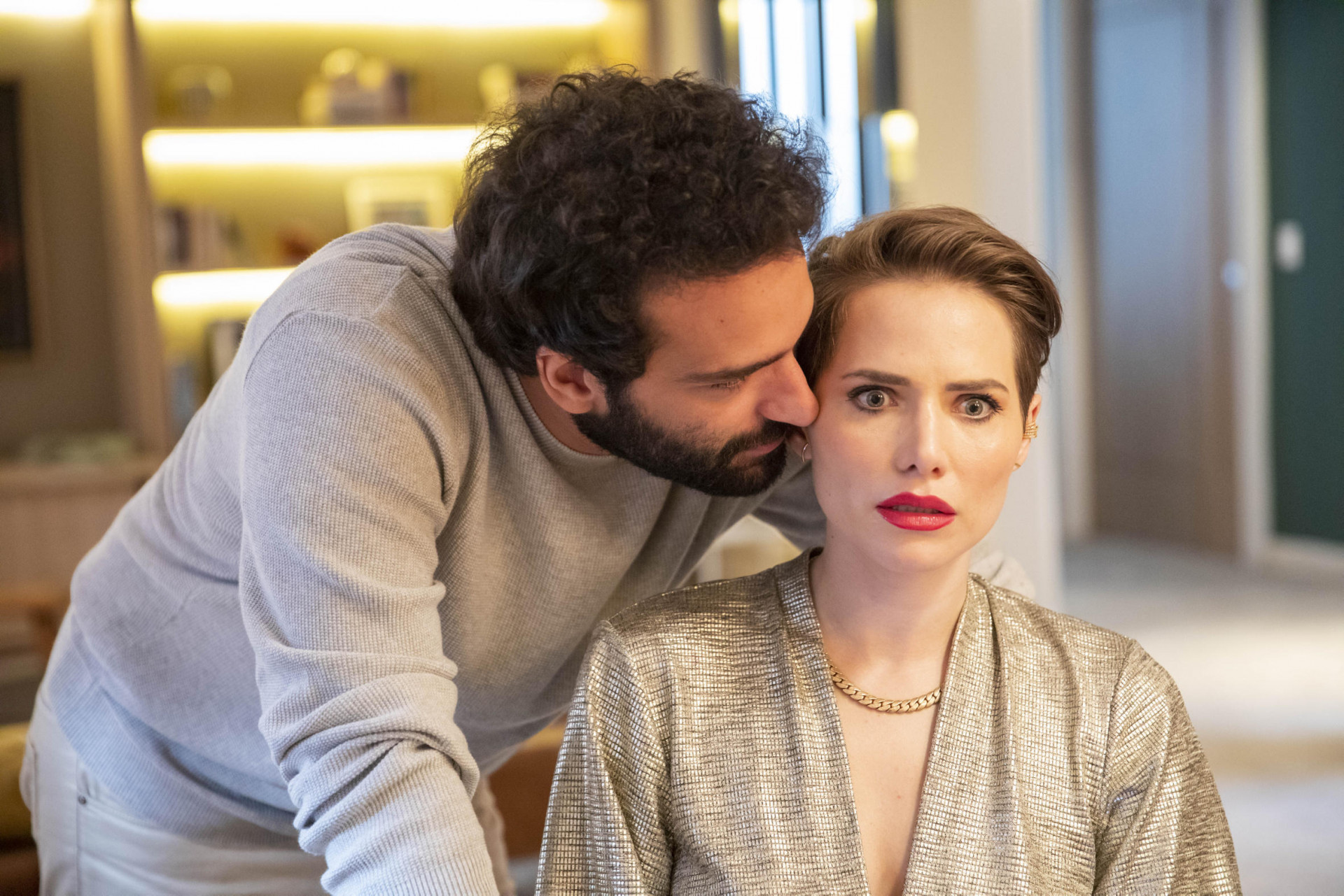 Vanessa (Leticia Colin) e Rafael (Humberto Carrão) em cena na novela - João Miguel Júnior / TV Globo