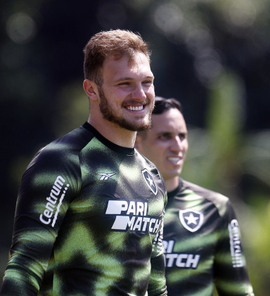 Análise: Lucas Perri, do Botafogo, é um dos melhores goleiros do Brasil em  2023