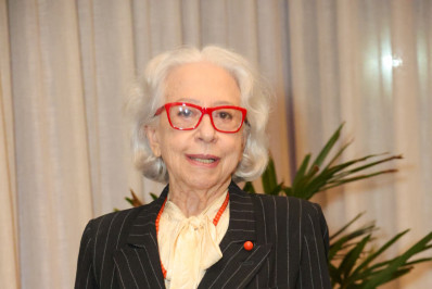 Fernanda Montenegro curte show de Carminho no Rio