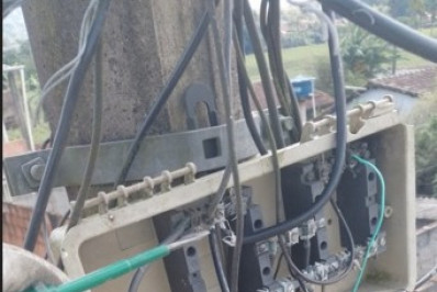 Três pessoas são presas por 