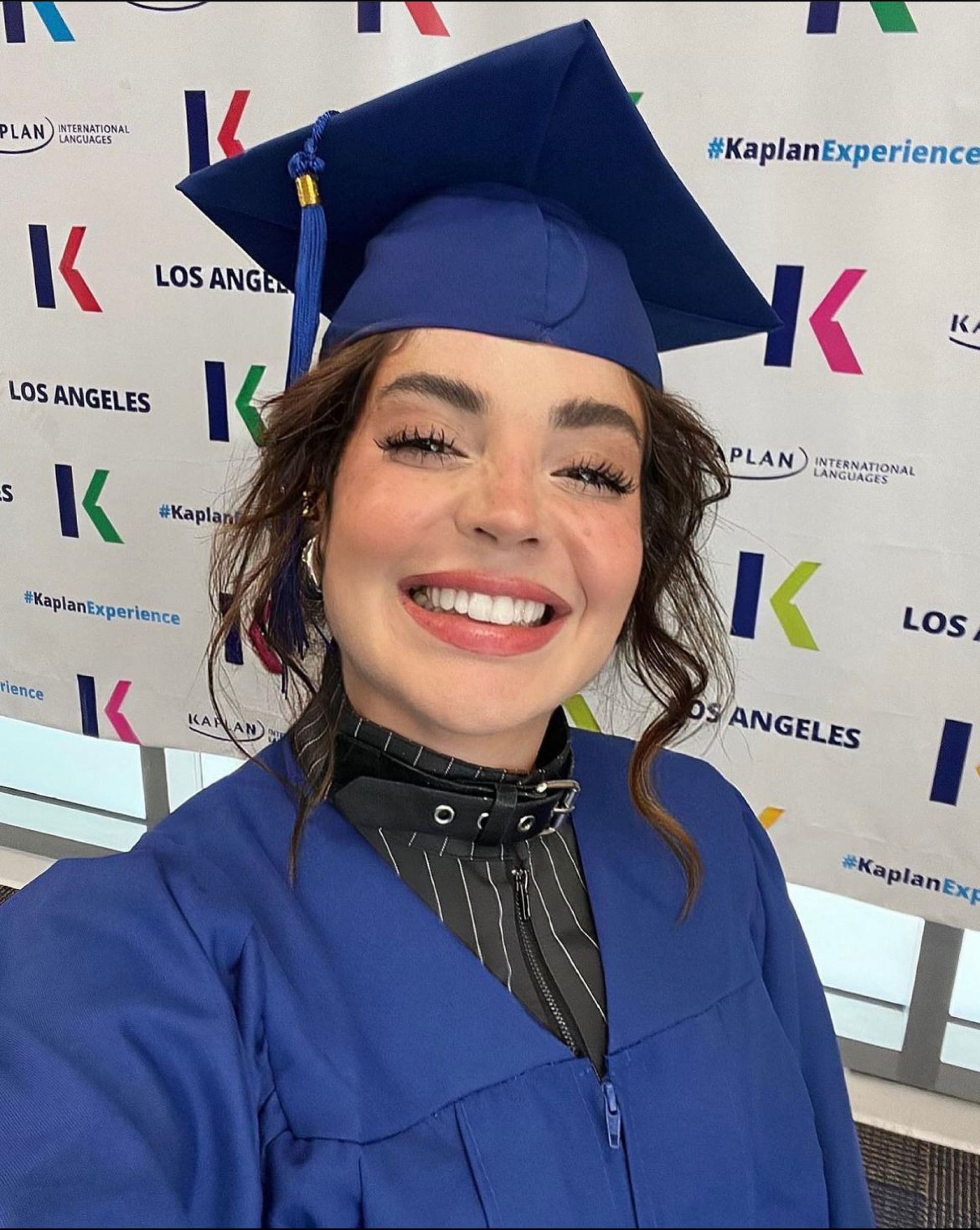 Gkay se formou em um intercâmbio de curta duração nos Estados Unidos. - Reprodução/Instagram 