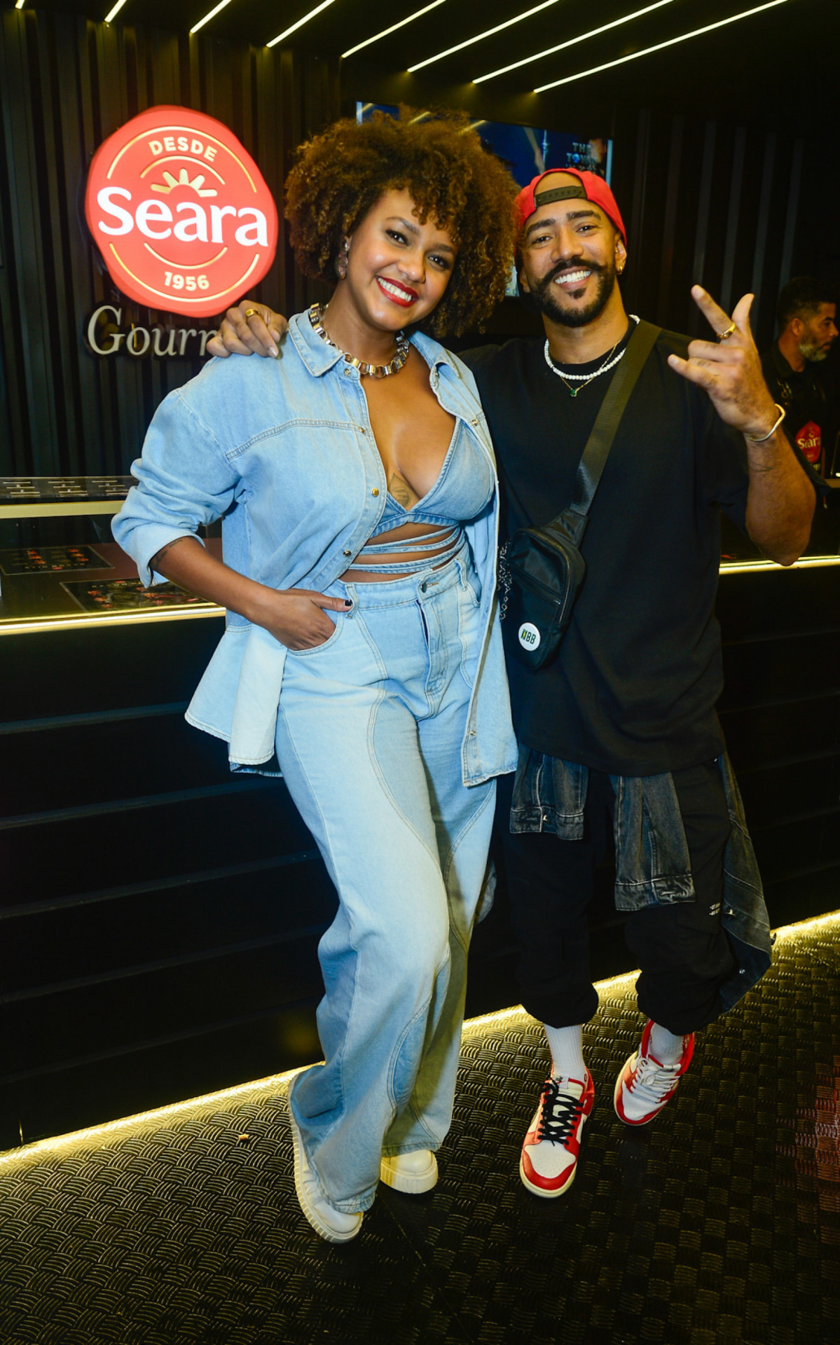 Ex-BBBs Jessi Alves e Ricardo Alface