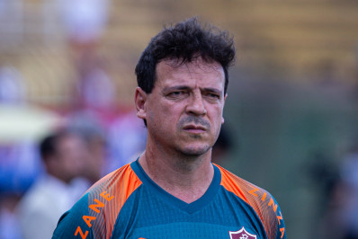 Após vitória, Diniz descarta preocupação com Botafogo e desconversa sobre 'formação ideal'