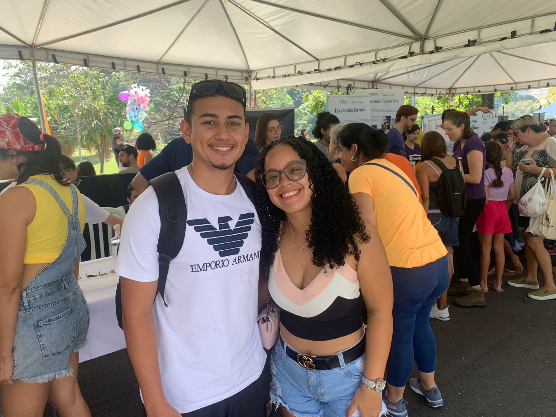 Felipe Carvalho foi ao festival do Museu Nacional com a namorada Alessandra Lima - Fred Vidal / Agência O Dia