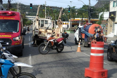 Homem morre atropelado por caminhão no Largo da Batalha