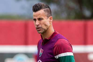 Fábio relembra perdas doloridas do passado, e vê identificação imediata com o Fluminense: 'Muito grato'
