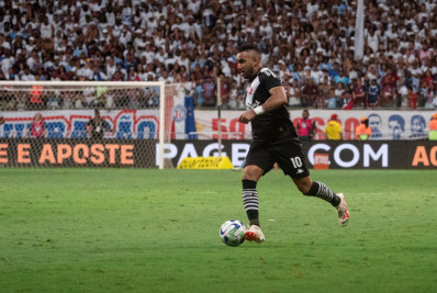 Payet e Rossi treinarão durante folga do elenco do Vasco
