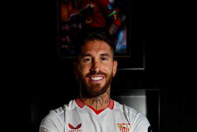Clube espanhol anuncia contratação do zagueiro Sergio Ramos