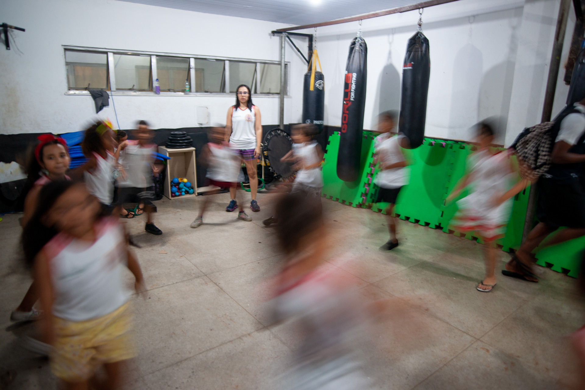  ONG Do Morro Para o Ringue oferece aulas de boxe h&aacute; mais de 200 crian&ccedil;as e adolescentes - Bruno Kaiuca/Ag&ecirc;ncia o Dia