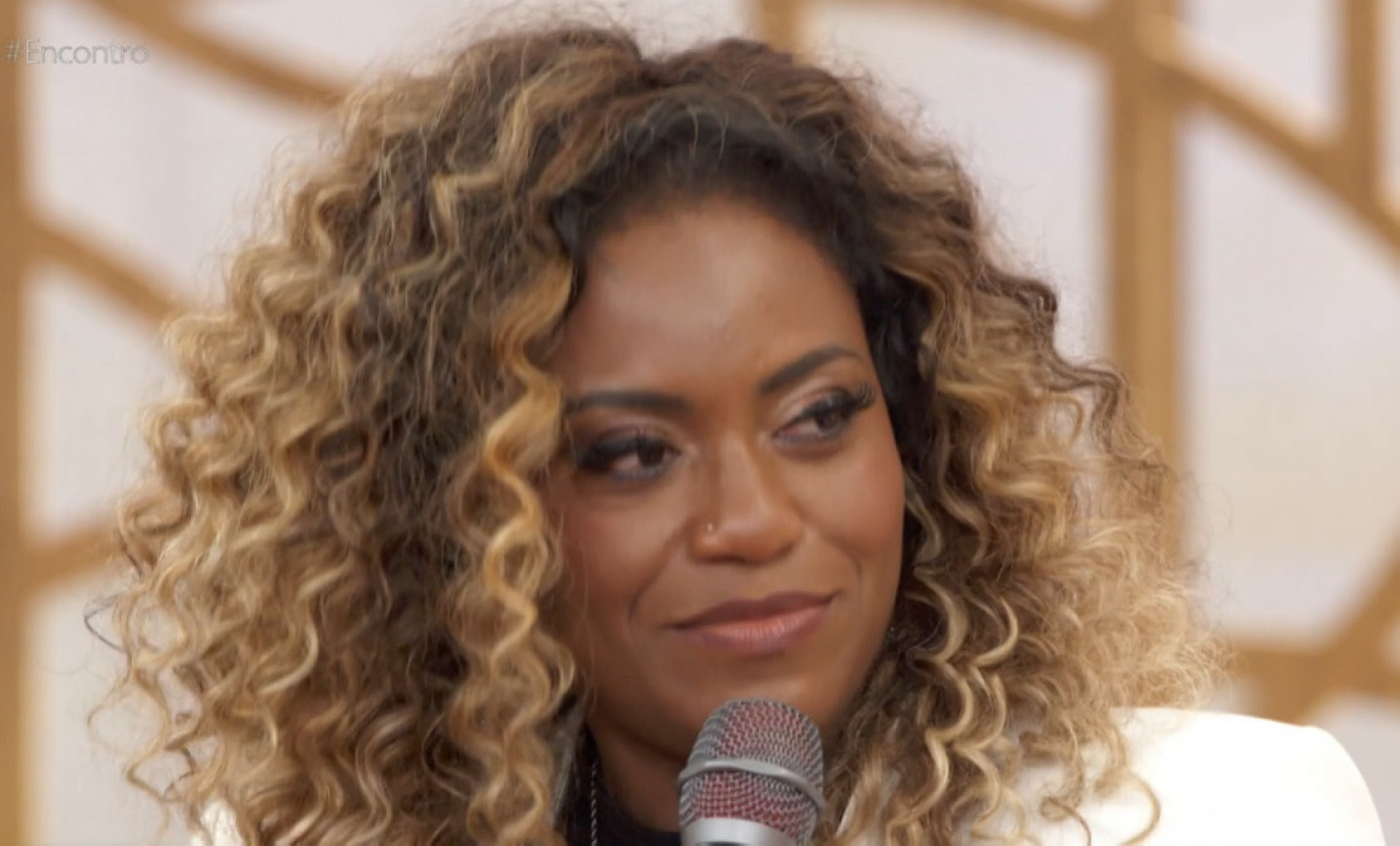 Ludmillah Anjos participa do 'Encontro', da TV Globo - Reprodução de vídeo / TV Globo