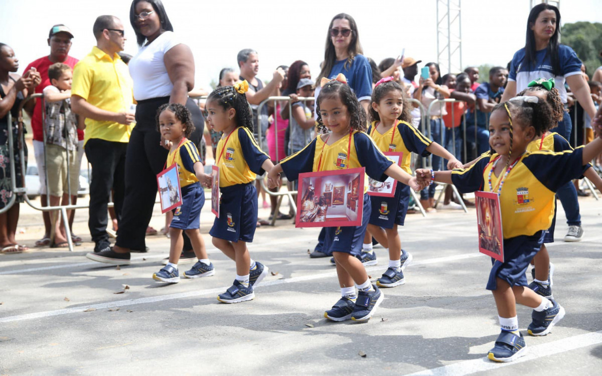 Semana da Pátria | Desfile Cívico em São Vicente