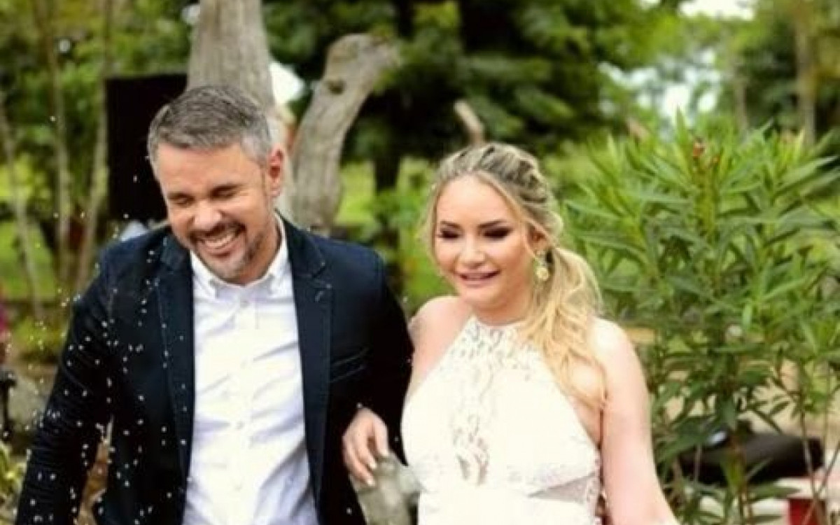 Juliana e Fúvio no dia do casamento - Reprodução: redes sociais