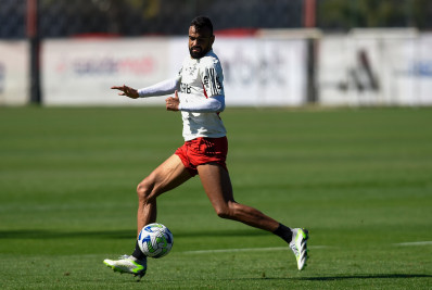 Fabrício Bruno e Pulgar serão titulares no Flamengo diante do Fluminense