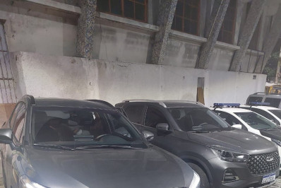  PM recupera dois carros e nove celulares roubados na Zona Sul
