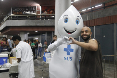 Estação do metrô da Carioca recebe bom público em primeiro dia de multivacinação