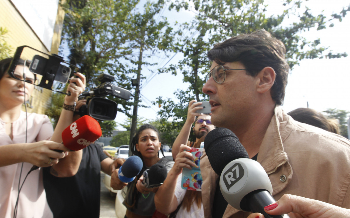Atropelamento do ator Kayke Brito na Barra da Tijuca, na foto, Bruno de Luca chegando a 16 DP na Barra Rio de Janeiro, para depoimento. Nesta quarta-feira (06)