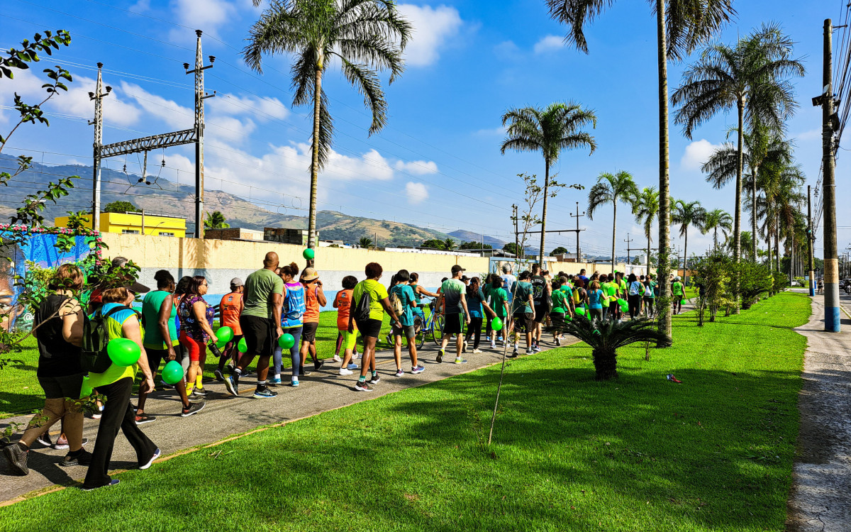 Caminhada pelo Dia Nacional do Profissional de Educação Física em Mesquita