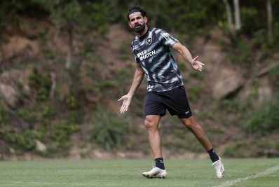 Com retorno de Diego Costa e desfalques, Botafogo divulga relacionados para clássico com o Vasco