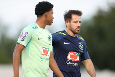 Convocado para Seleção pré-olímpica, Andrey Santos elogia Ramon Menezes