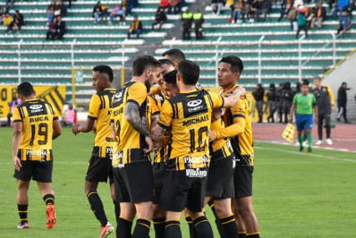 Clube divulga nota e informa que irá à Justiça após anulação do Campeonato Boliviano