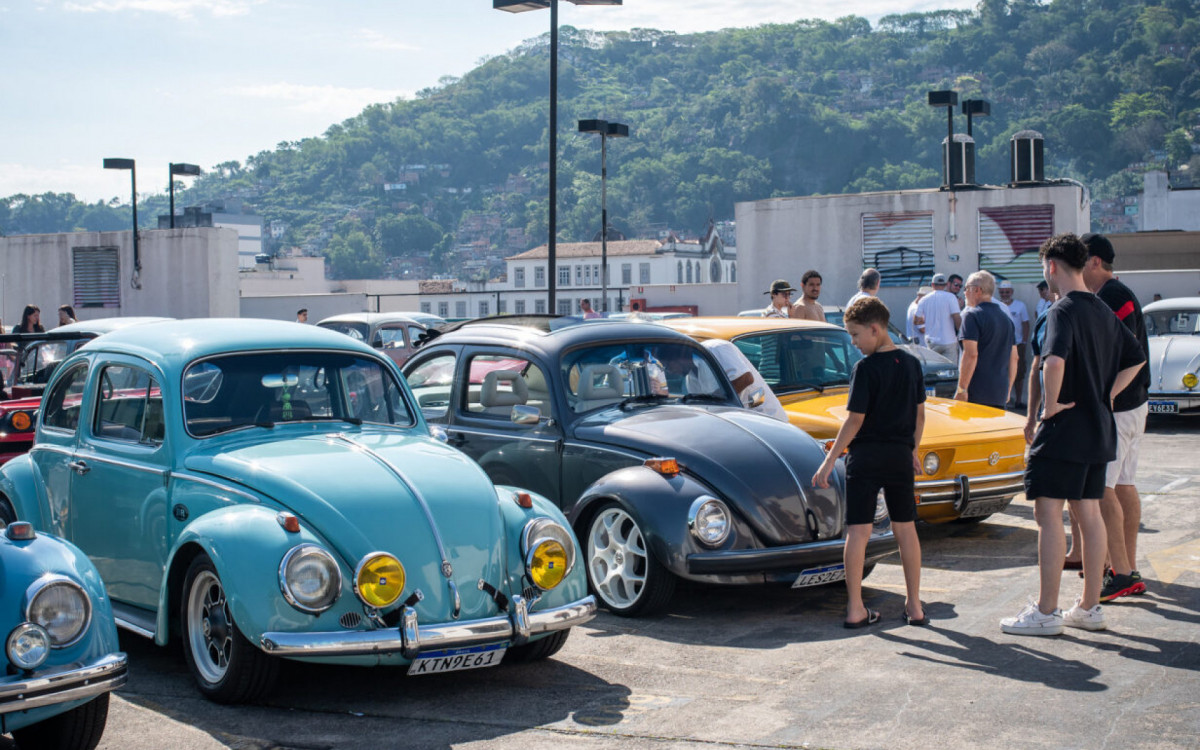 Evento de carros antigos acontece todo primeiro domingo do mês no Shopping Boulevard - Thaís Monteiro/Divulgação