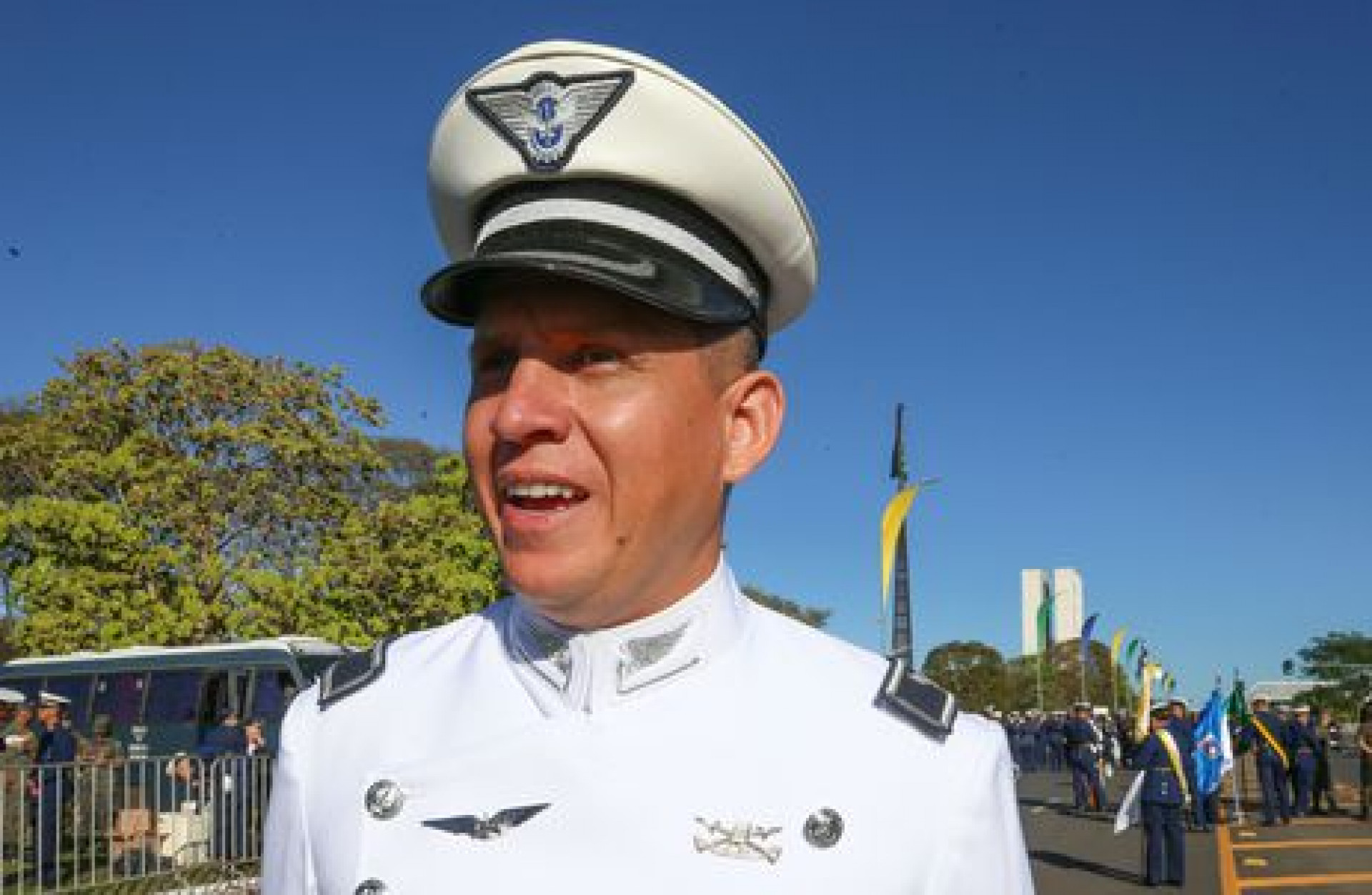 Capit&atilde;o Rafael de Almeida Leit&atilde;o comanda a tropa de cadetes do primeiro ano - Lula Marques/ Ag&ecirc;ncia Brasil