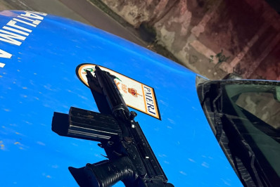 Suspeito fica ferido após troca de tiros com a PM na Zona Oeste