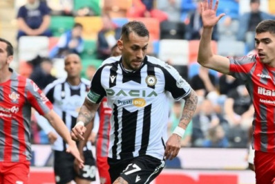 Botafogo vê Roberto Pereyra como oportunidade de mercado, entra na briga, mas descarta leilão
